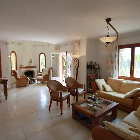 Hébergement de vacances Chrisuli - Well Furnished With Panoramic Views In