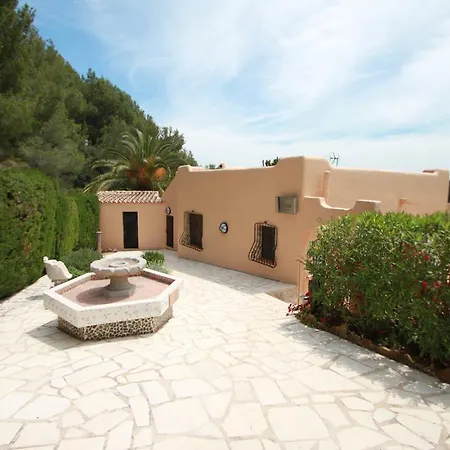 Chrisuli Holiday home *